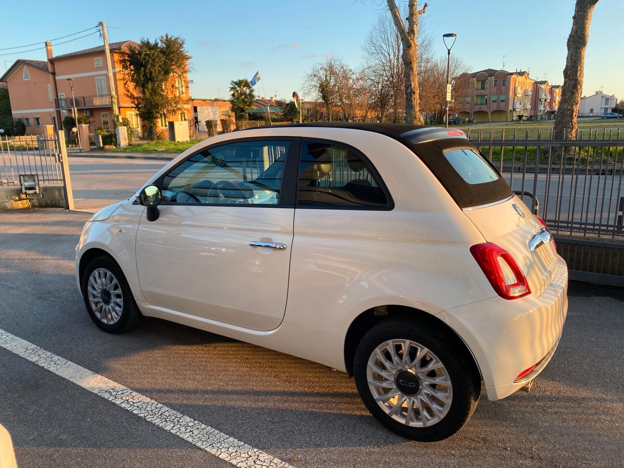 Fiat 500 C 1.0 Hybrid 70 CV DOLCEVITA - KM 28.000
