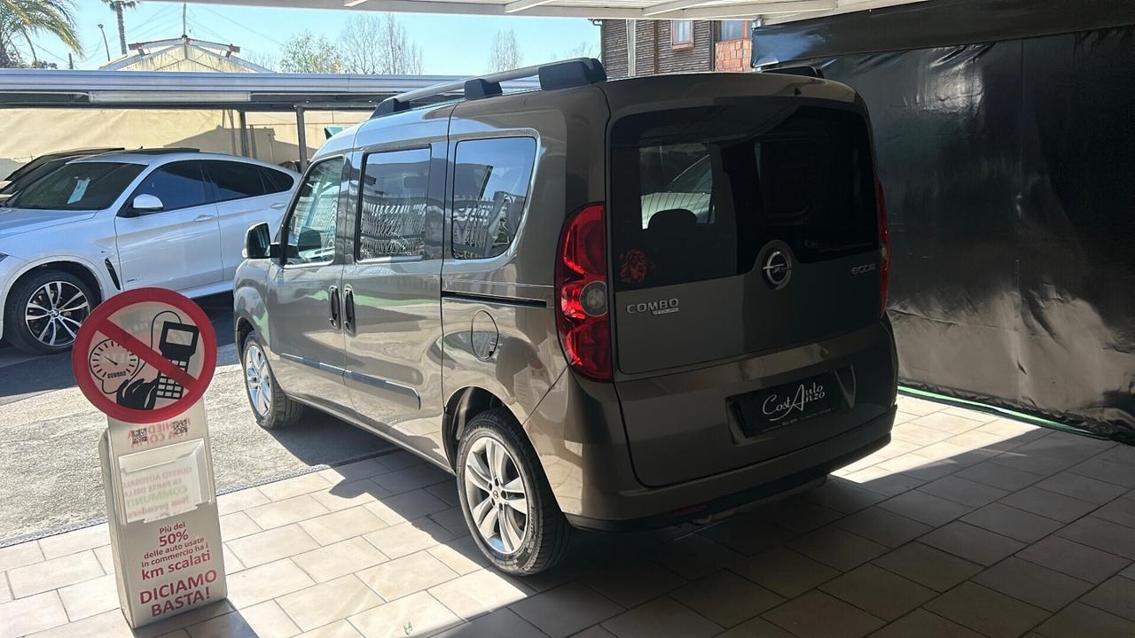 Opel Combo 1.4 Turbo EcoM 120cv Cosmo 2013