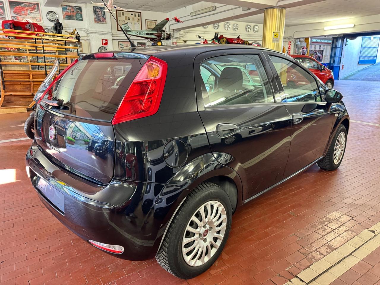 Fiat Punto 1.2 8V 5 porte Street