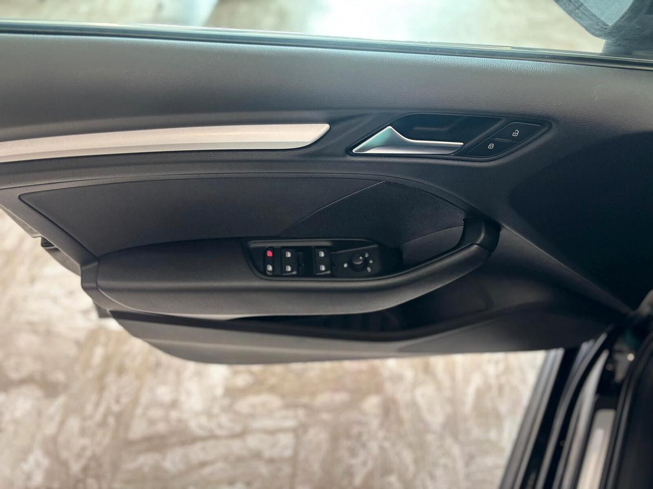 Audi A3 SPB 35 TDI S tronic S-Line