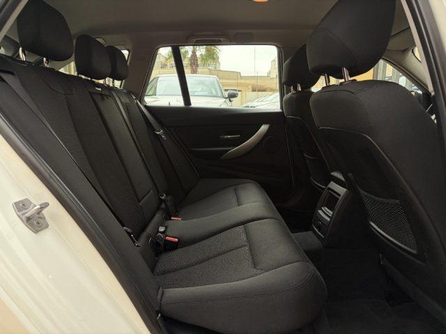 BMW 318 d Touring Advantage Aut.