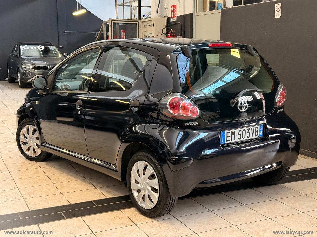 TOYOTA Aygo 1.0 12V VVT-i 5p. Lounge Connect
