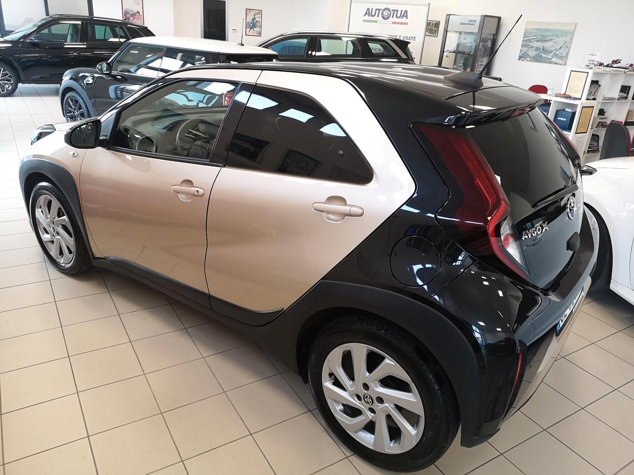 Toyota Aygo X 1.0 VVT-i 72 CV 5 porte Trend
