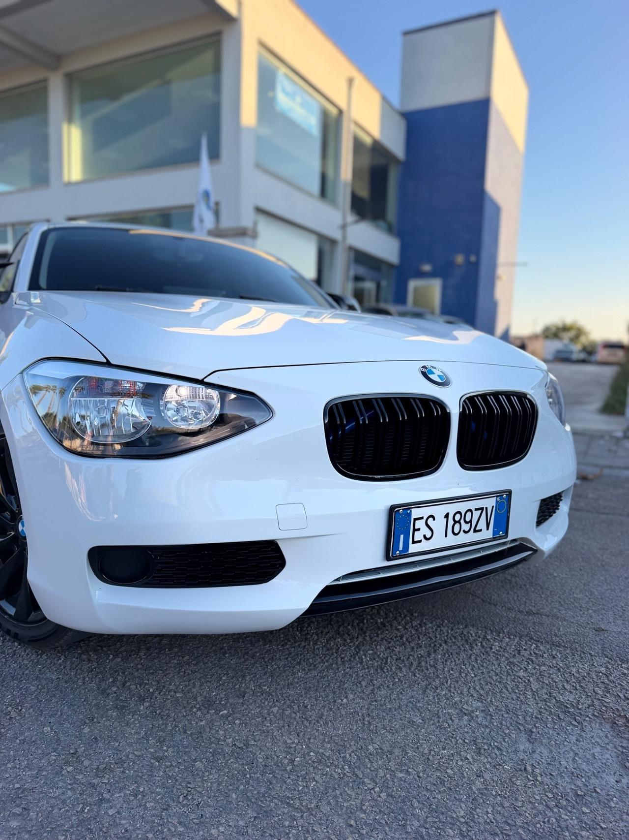 Bmw 116 116d 5p. Msport