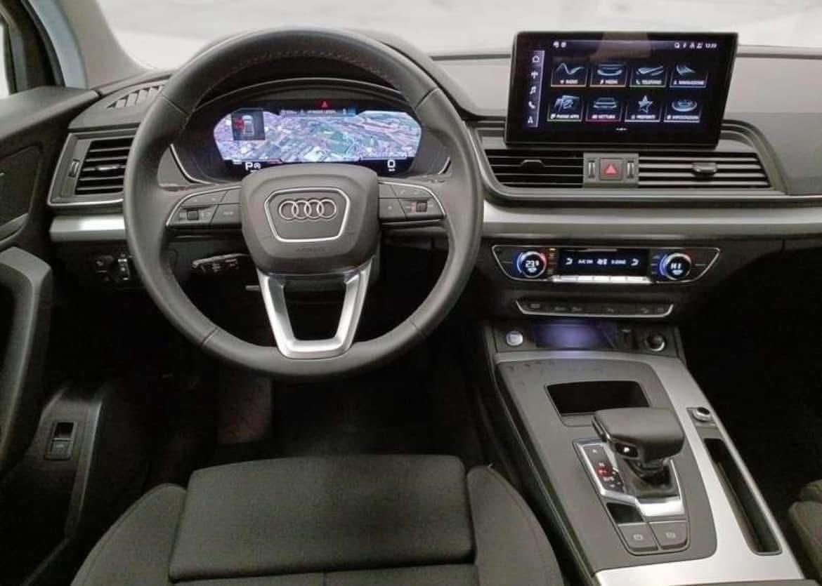 Audi Q5 40 TDI 204 CV quattro S tronic S line AUTO A NOLEGGIO