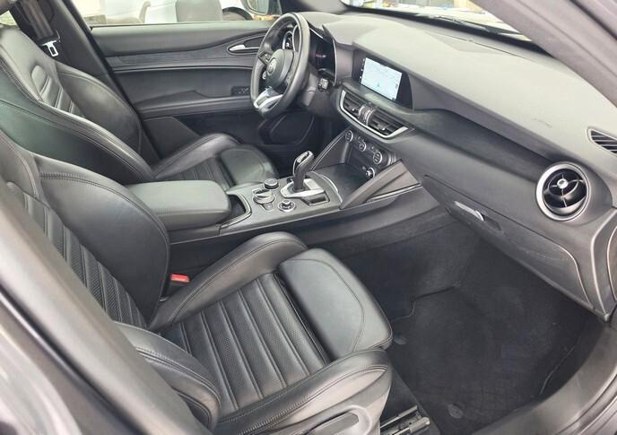 Alfa Romeo Stelvio 2.2 Turbodiesel 210 CV AT8 Q4 Veloce