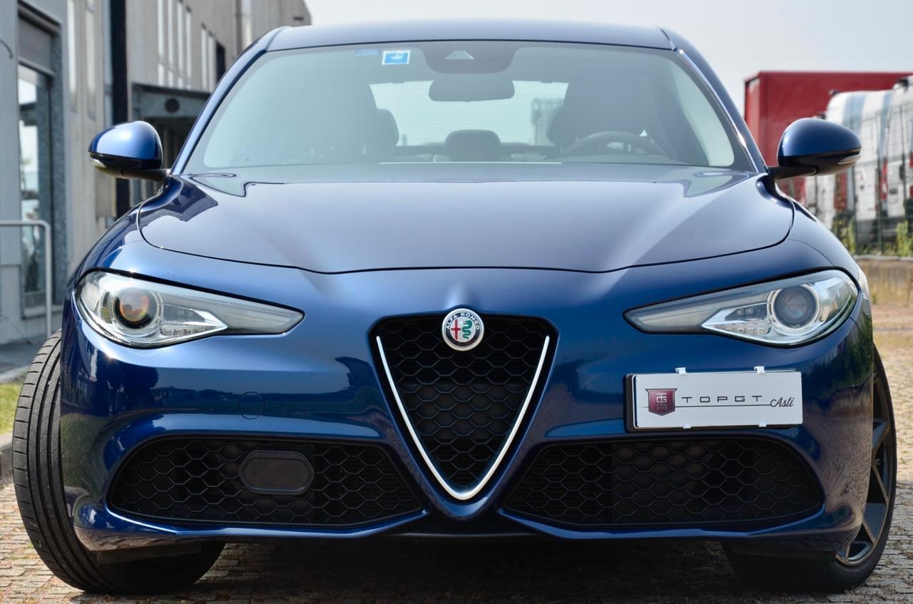 ALFA ROMEO GIULIA 2.2 T VELOCE Q4 210cv AWD AUTO, SERVICE UFF FCA, EURO 6B, 19", XENO, APPLE ANDROID, PERMUTE