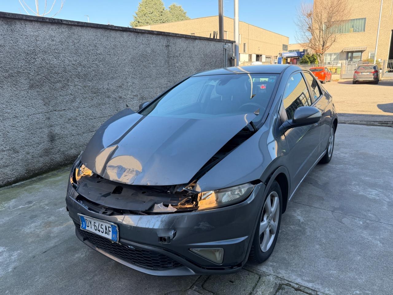 Honda Civic 1.4 i-DSi benzina euro5 incidentato