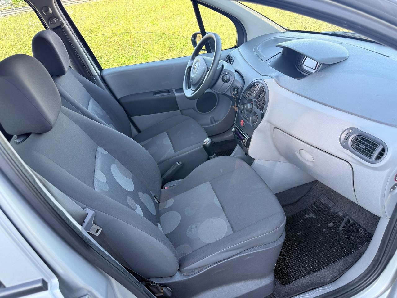 Renault Modus 1.2 16V Luxe