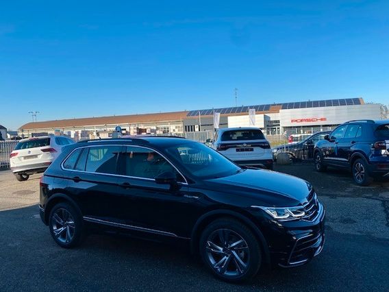 Volkswagen Tiguan 2.0 TDI 150CV SCR DSG R-Line - NUOVA TIGUAN R-LINE