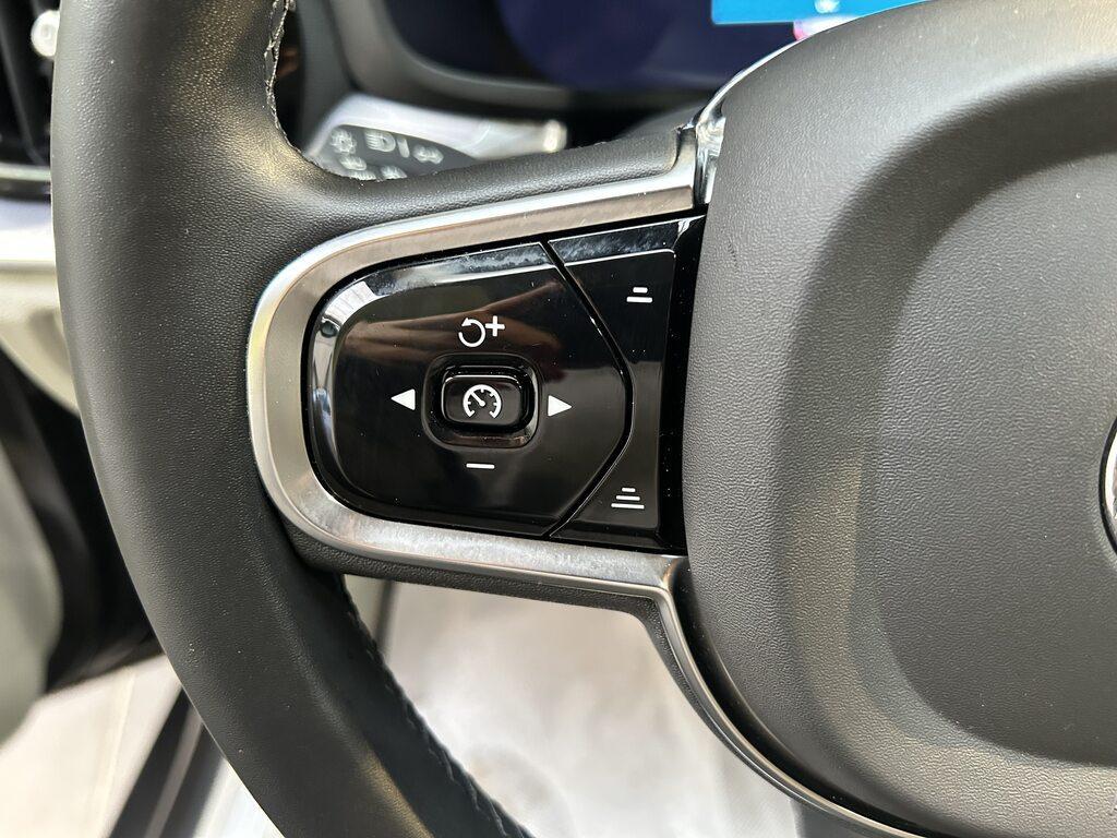 Volvo V60 2.0 B4 Core AWD automatico