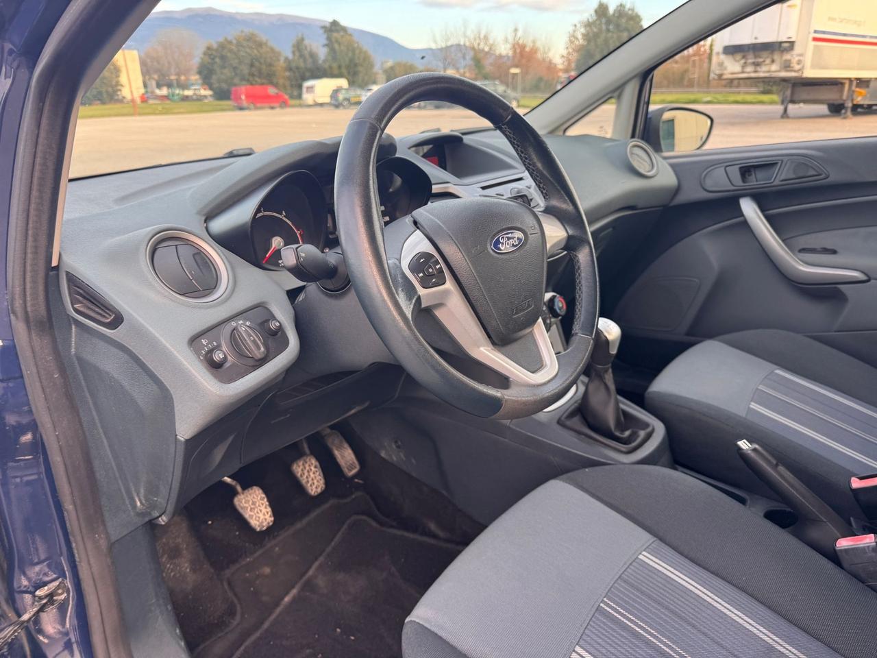 Ford Fiesta 1.4 TDCi 5p. Titanium GARANZIA 12 mesi