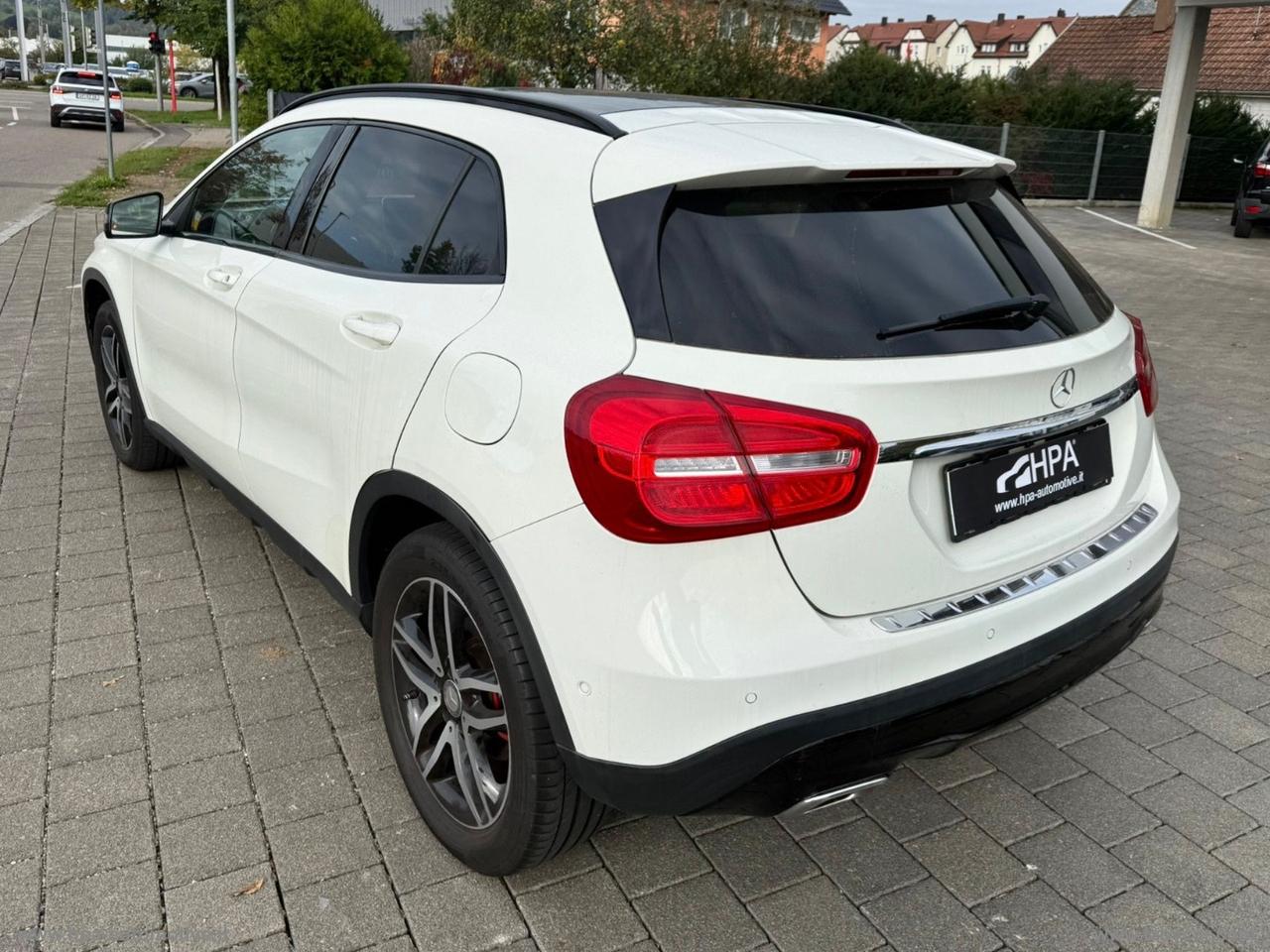 MERCEDES-BENZ GLA 220d Automatic 4Matic Sport TETTO LED PELLE