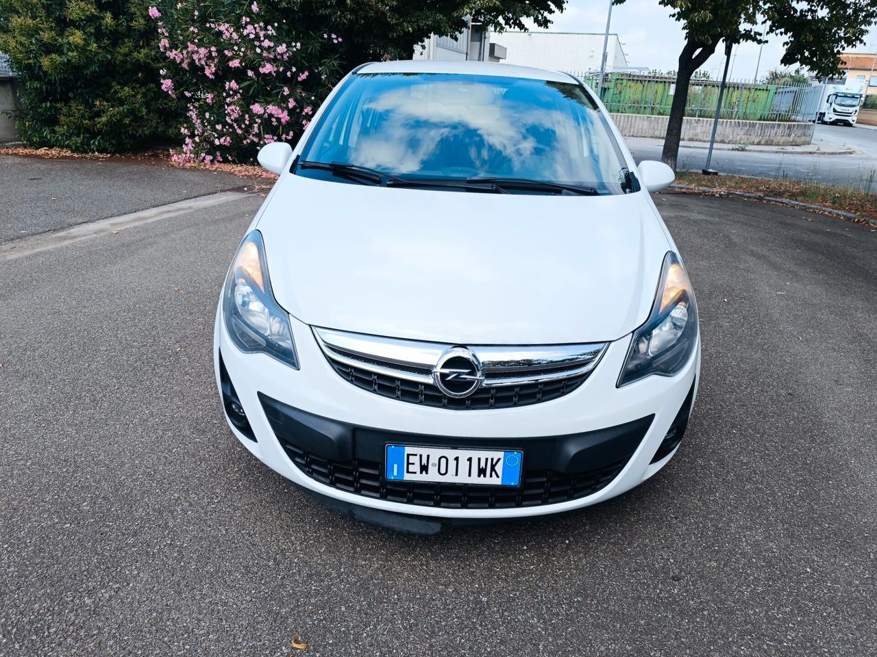 Opel Corsa 1.2 5 porte GPL del 14 NEOPATENTATI