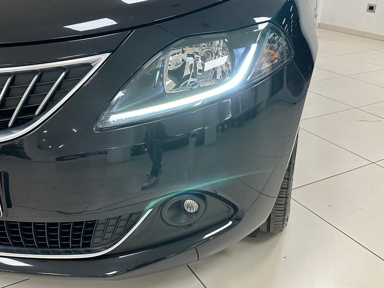 Lancia Ypsilon 1.0 FireFly Hybrid Gold Plus - 2023