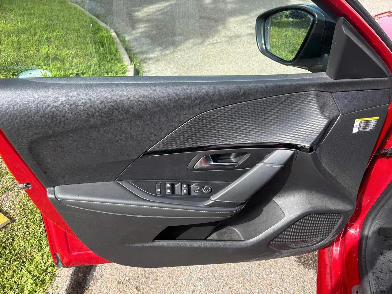 Peugeot 208 PureTech 100 Stop&Start 5 porte GT Line