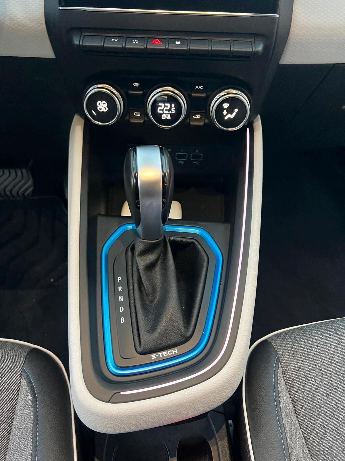 RENAULT CLIO HYBRID E-TECH RS LINE 140cv NEOPAT