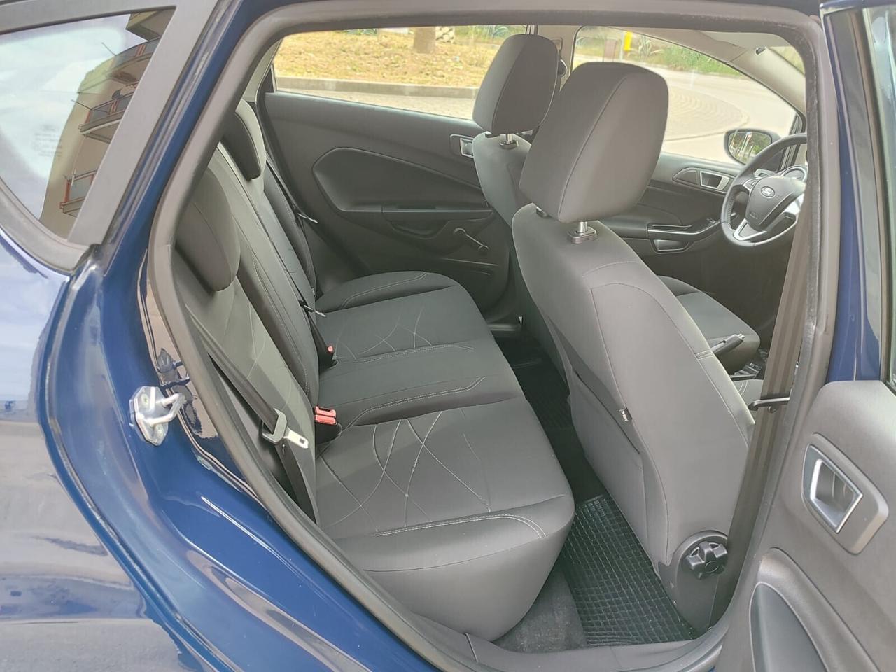 Ford Fiesta 1.5 TDCi 75CV Business!!
