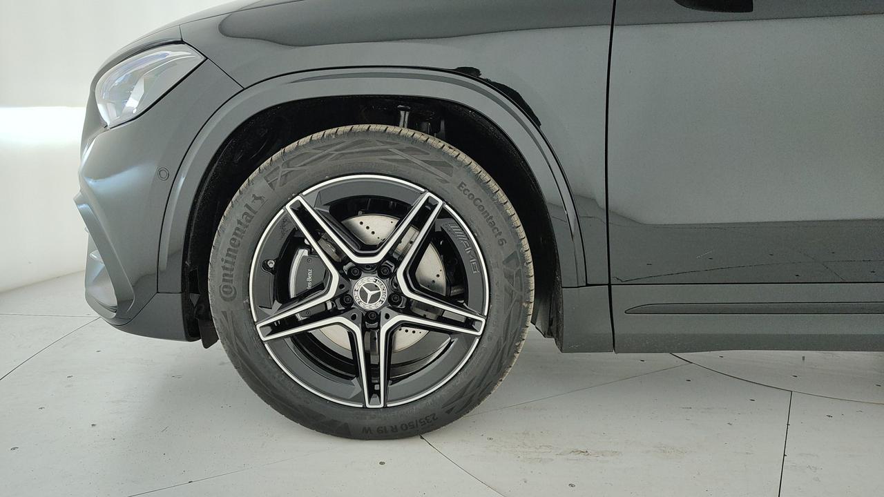 Mercedes-Benz GLA 200 d Automatic 4MATIC