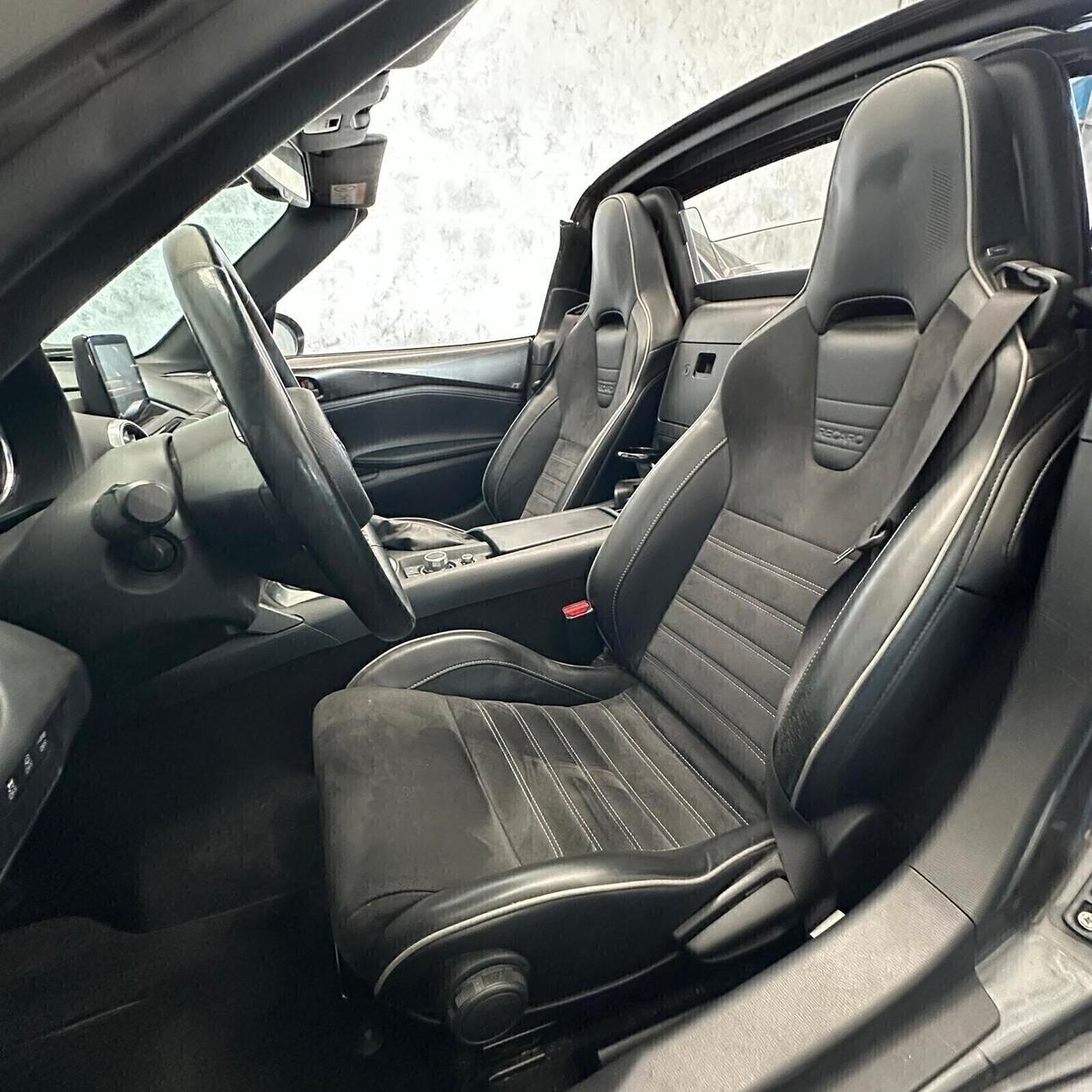 Mazda MX-5 2.0L Skyactiv-G RF Sport 2.0