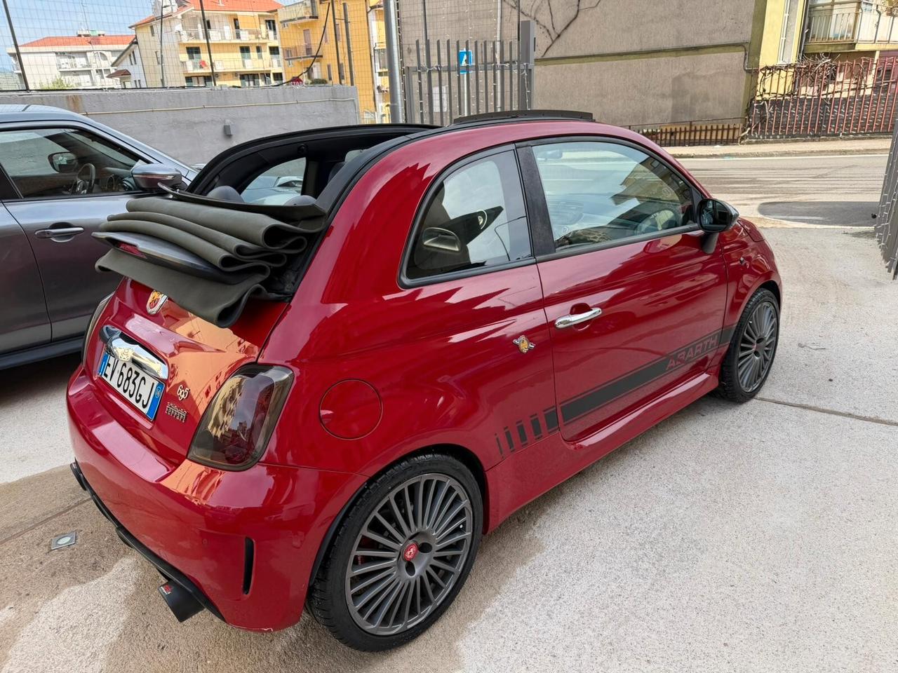 Abarth 500 C 1.4 Turbo T-Jet Custom