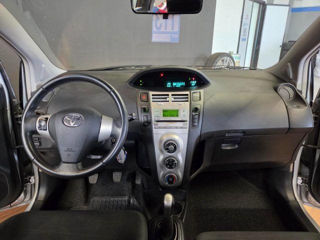 TOYOTA Yaris 1.3 5 porte