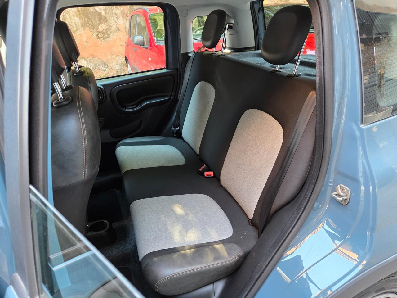 Fiat Panda 1.0 FireFly Hybrid Cross 70cv - STORICO UFFICIALE FIAT