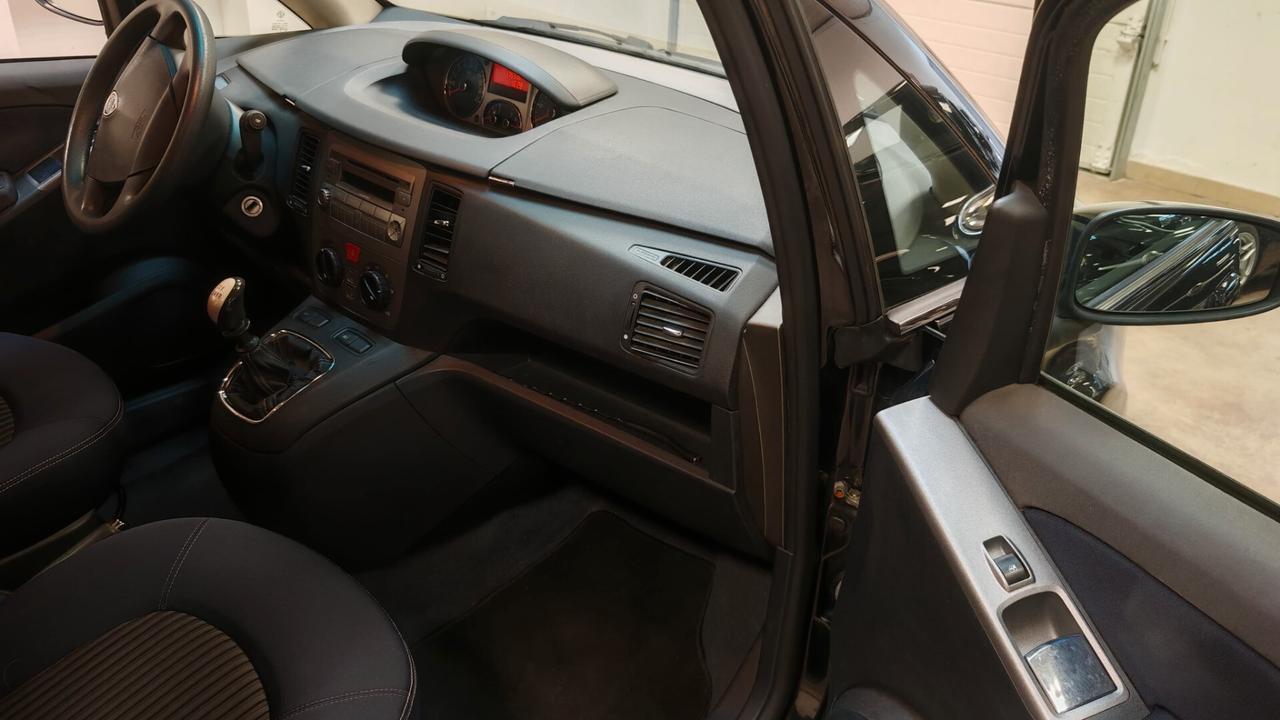 Lancia MUSA 1.4 16V EURO 5 Oro