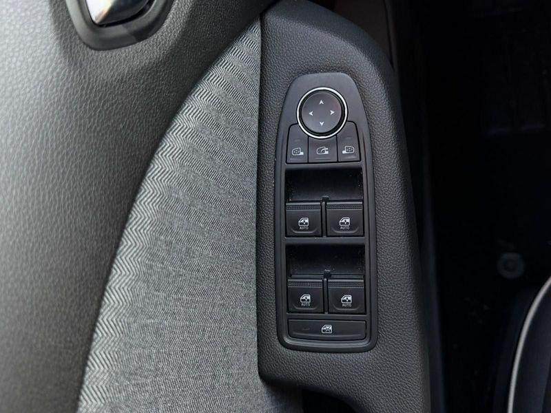 Renault Clio Clio 1.0 tce Techno 90cv "GRIGIO SCISTO"