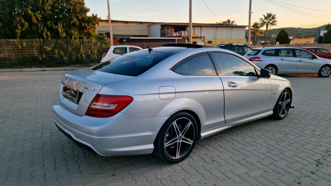 Mercedes-benz C 220 Coupè AMG 220CDI