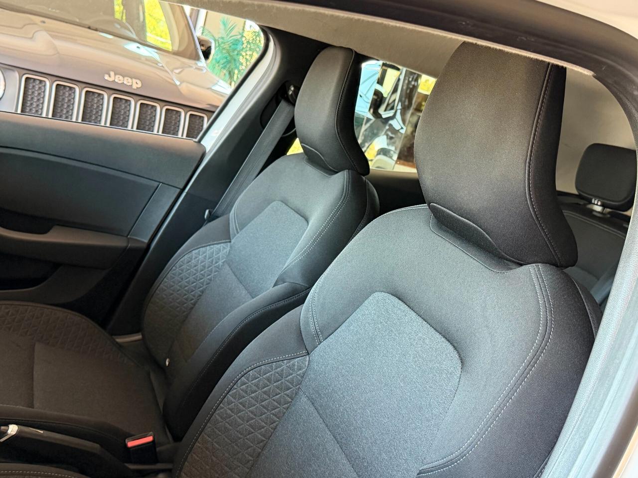Renault Clio 1.5 BLUE DCI 100 cv. BUSINESS (Nav)