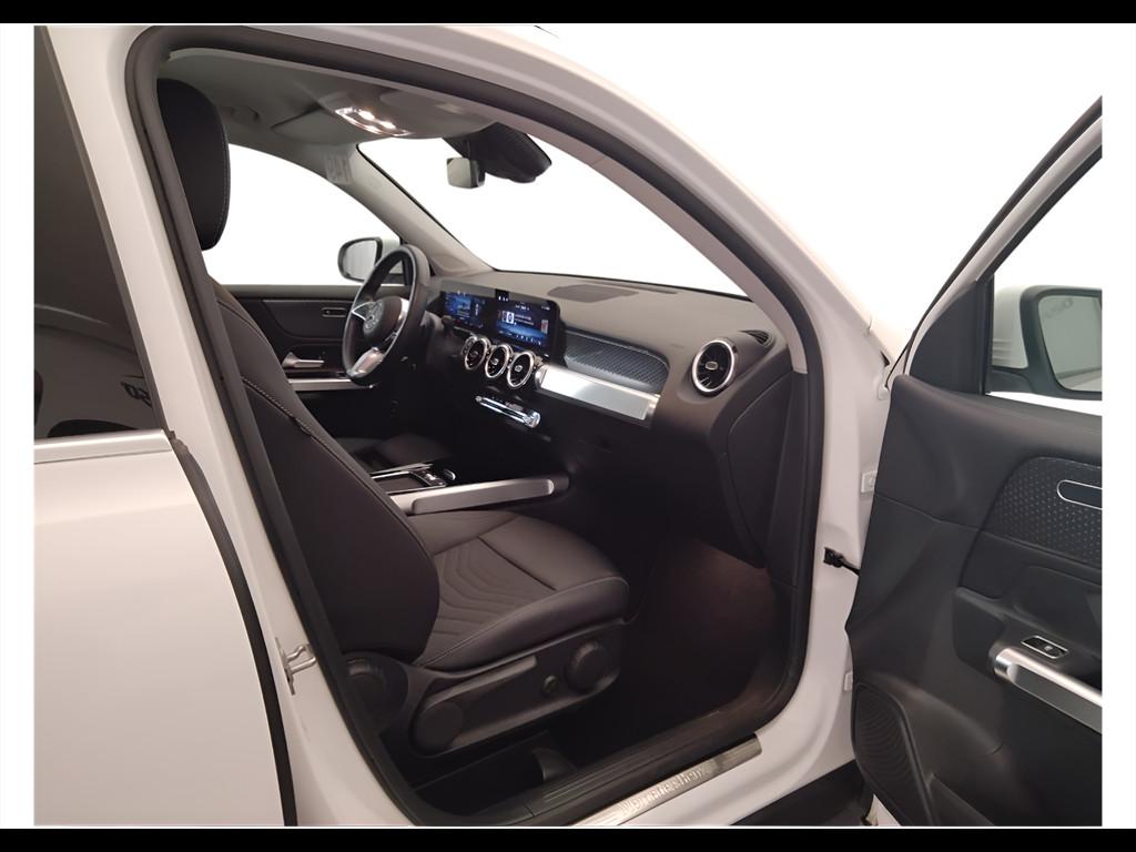 Mercedes-Benz GLB - X247 2023 - GLB 180 d Progressive Advanced auto