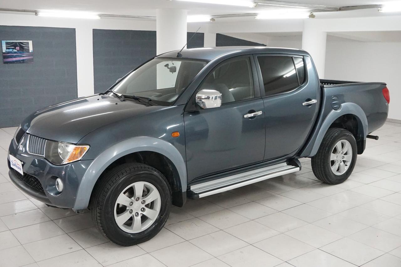 Mitsubishi L200 2.5 DI-D/136CV Double Cab Invite