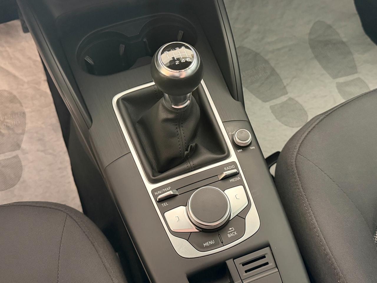 Audi A3 SB 30 1.6 TDI 115 cv. BUSINESS (Nav)