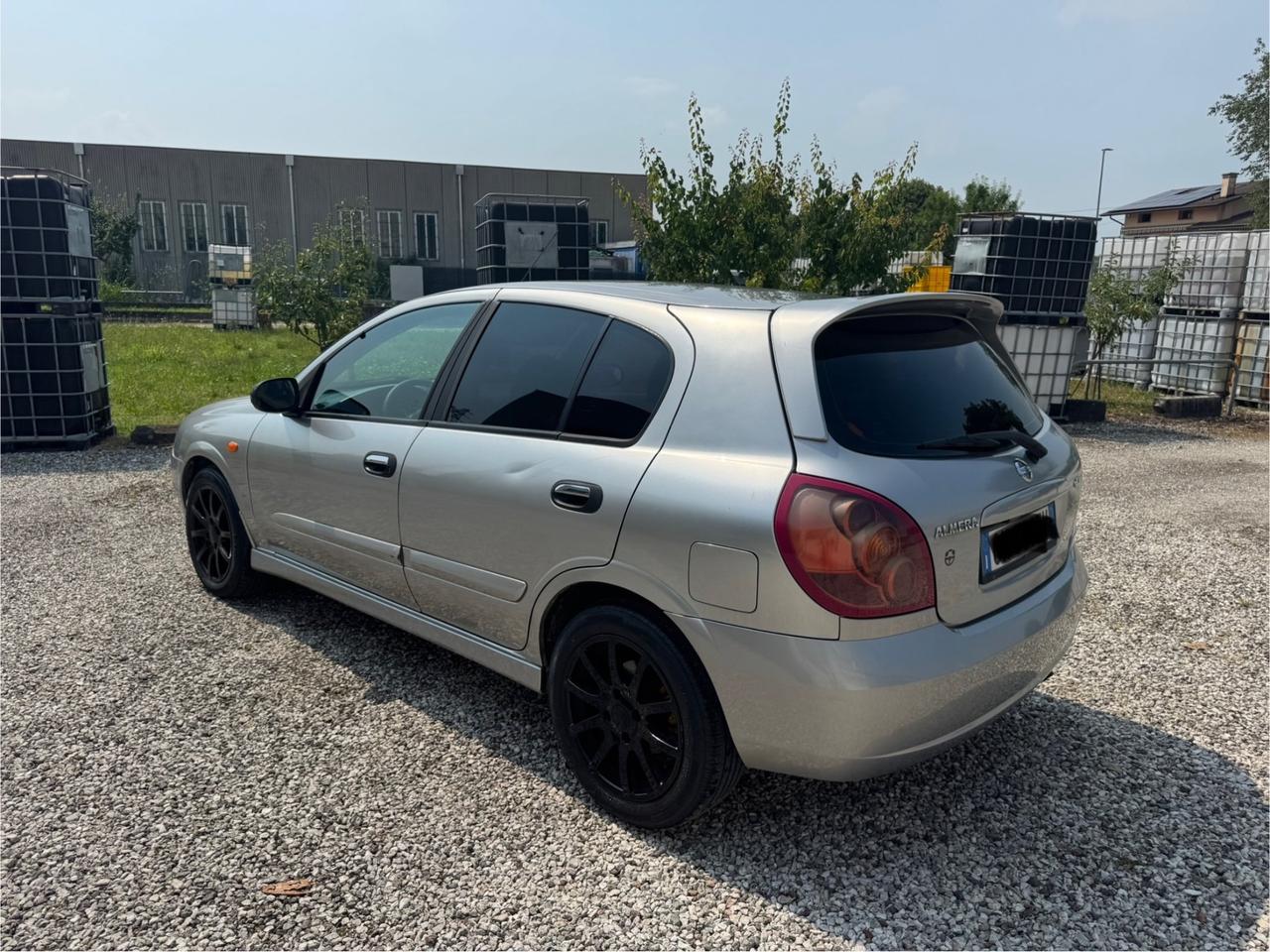 Nissan Almera Tino 2.2 dCi cat 5 porte Tekna