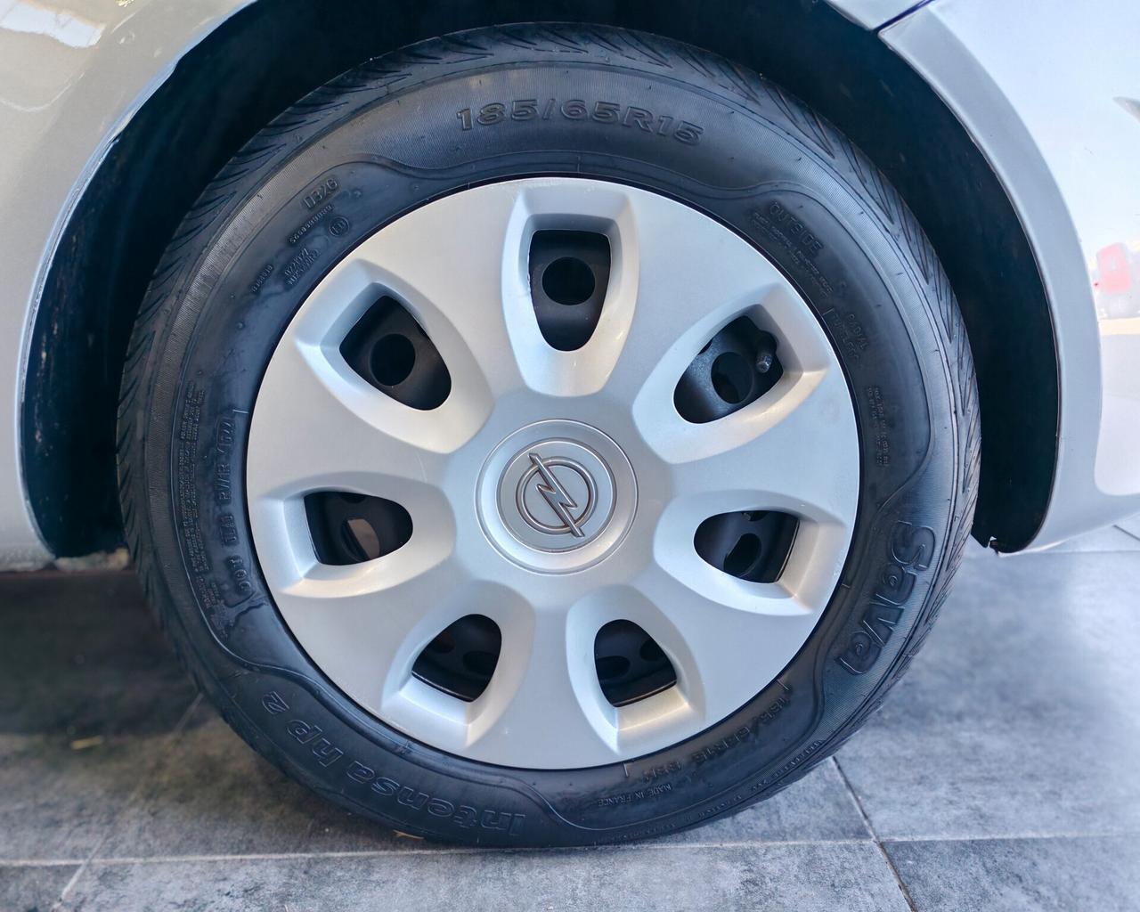 Opel Corsa 1.2 85 CV 5 porte GPL-TECH Edition