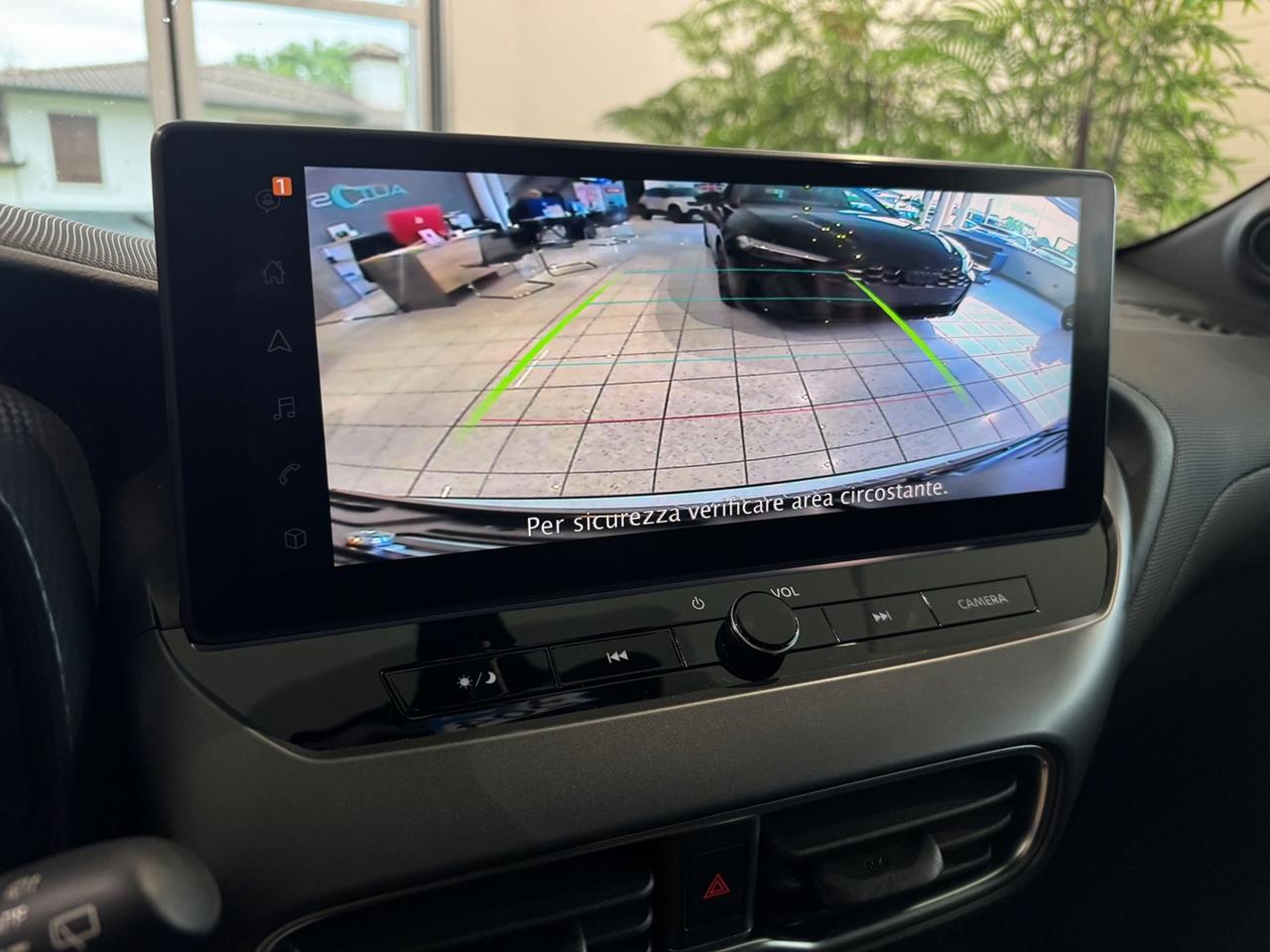 NISSAN Juke II 2024 1.0 dig-t N-Connecta 114cv dct - COME NUOVA!