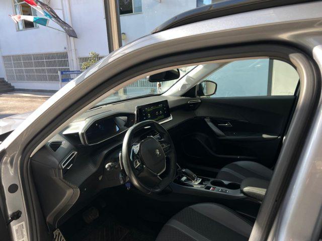 PEUGEOT 2008 BlueHDi 130 S&S EAT8 Allure Navi Pack da?189,00