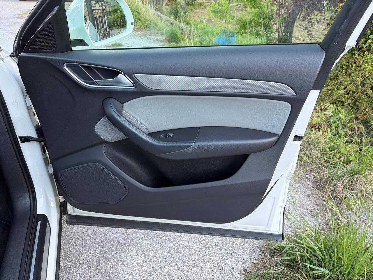 Audi Q3 2.0 TDI 150CV quattro S tronic tetto edition Design