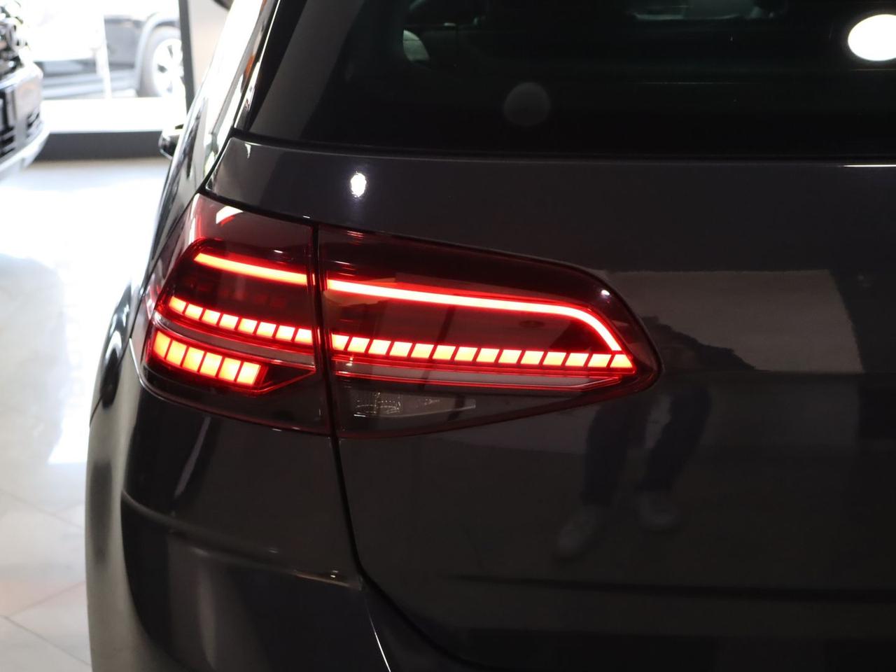 Volkswagen Golf Highline 2.0 TDI BlueMotion #9776