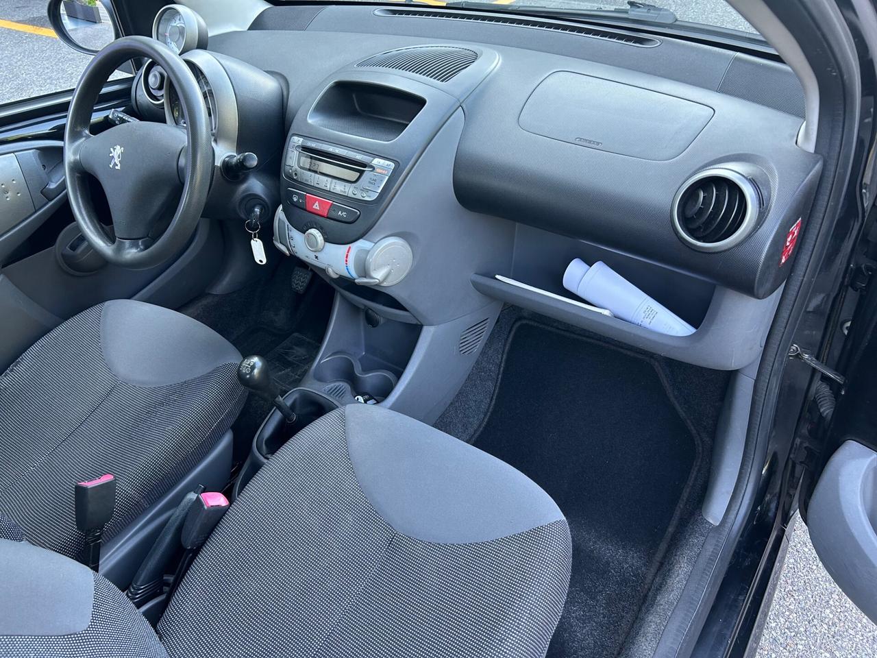 Peugeot 107 1.0 68CV 5p. Plaisir*Neo patentati *