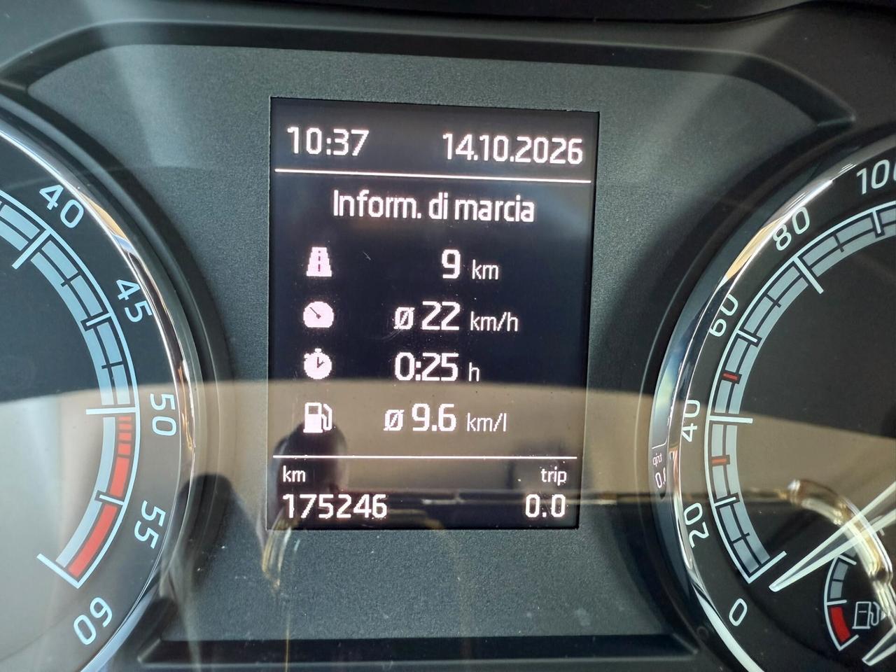 Skoda Karoq 2.0 tdi 150CV 4x4 AUTOMATICO dsg