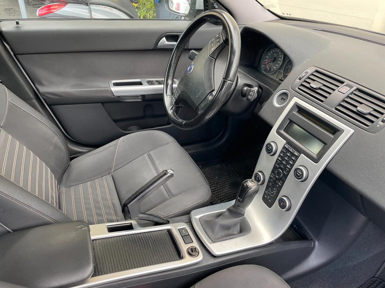 Volvo V50 D4 Kinetic