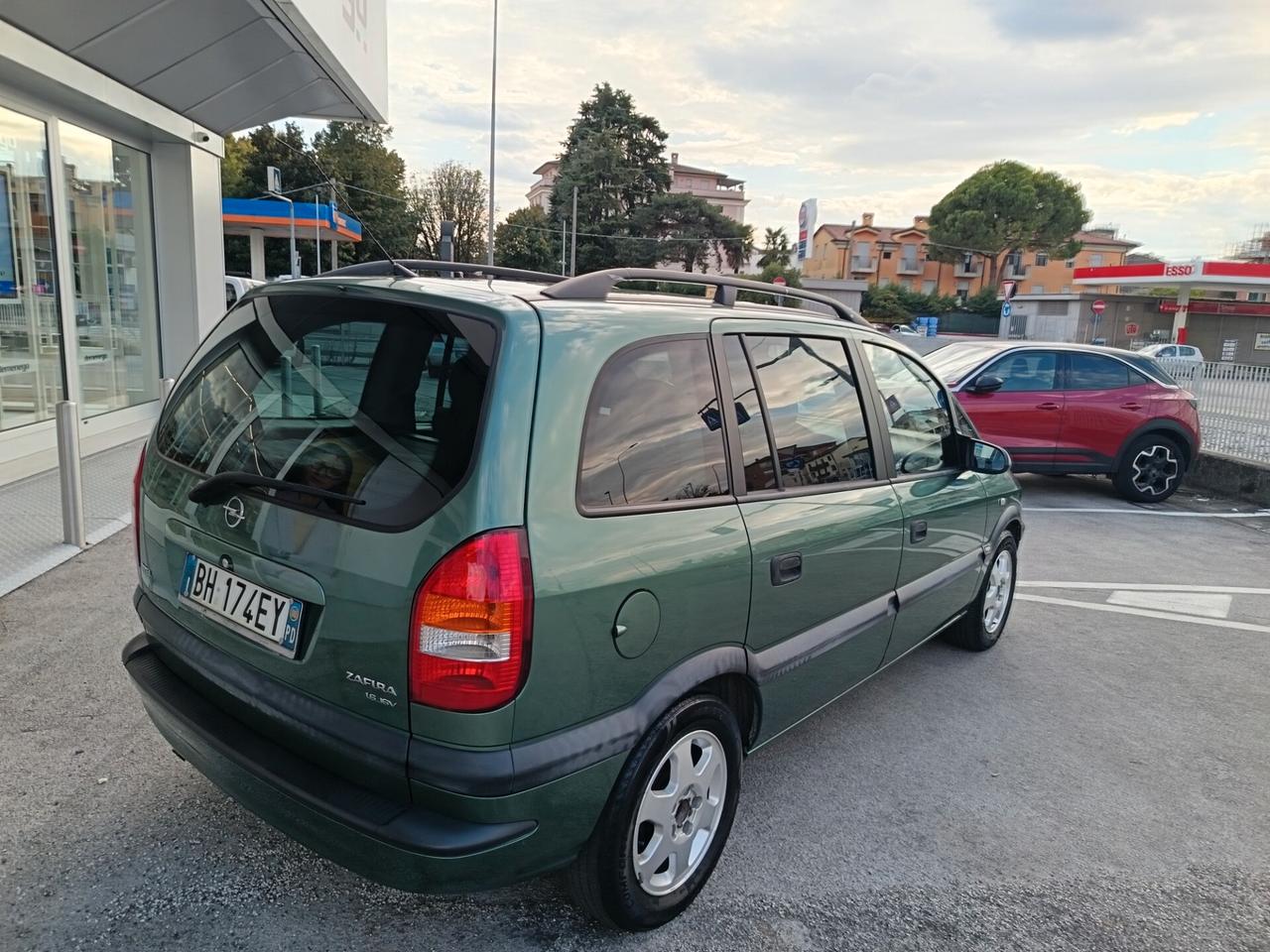 Opel Zafira 1.6cdx 16 v 7 posti