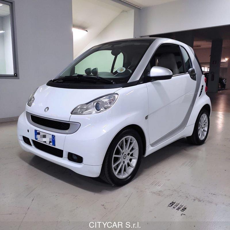 smart fortwo fortwo 1000 52 kW MHD coupé passion