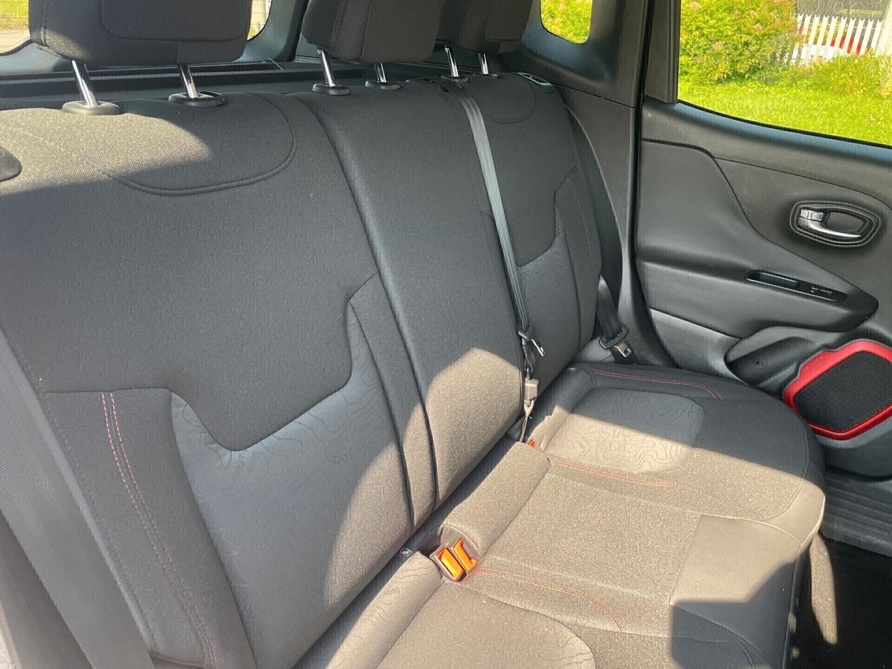 Jeep Renegade 2.0 Mjt 170CV 4WD Active Drive Low Trailhawk
