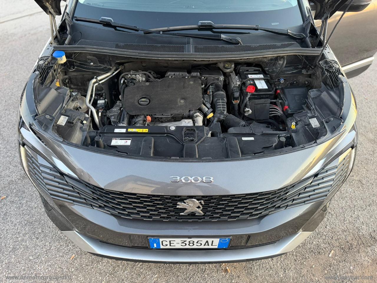 PEUGEOT 3008 BlueHDi 130 S&S Allure