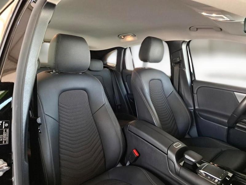 MERCEDES-BENZ GLA 180 AUTOMATIC BUSINESS EXTRA CROSSOVER