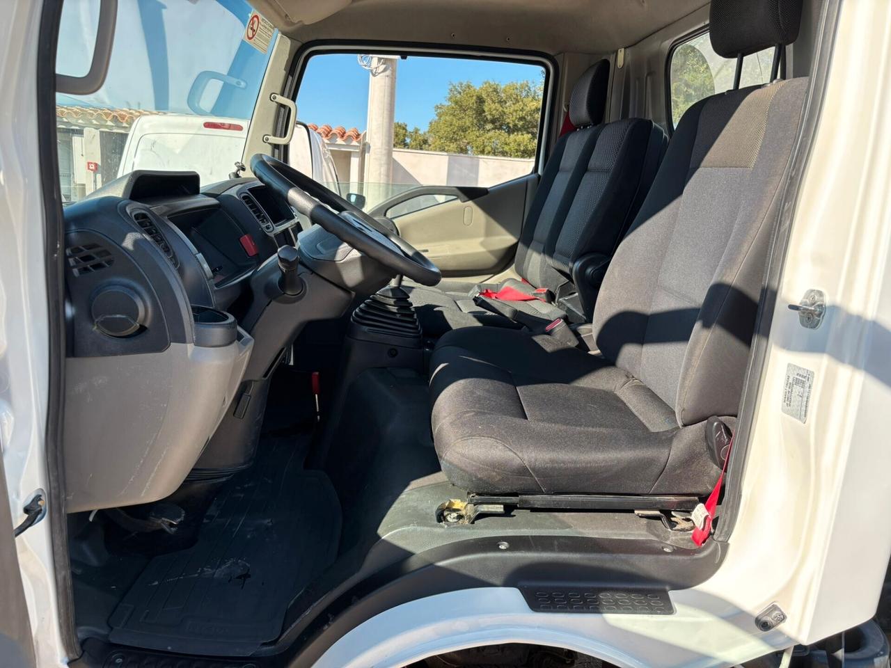 Renault Maxity / Nissan NT400 Cabstar 3.0 RIBALTABILE TRILATERALE
