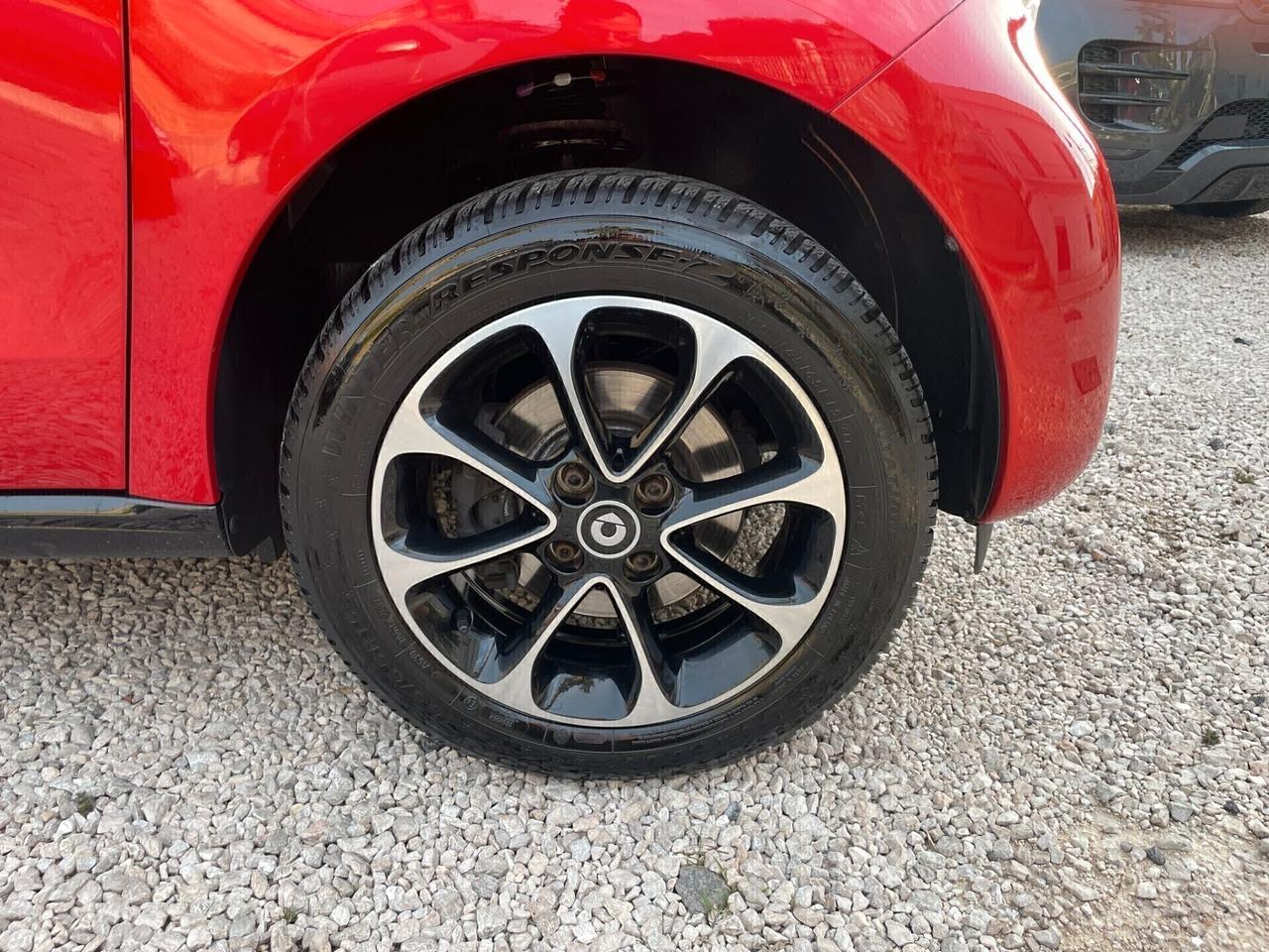 Smart ForFour 70 1.0 twinamic Passion LED NAVI